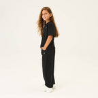 color:black