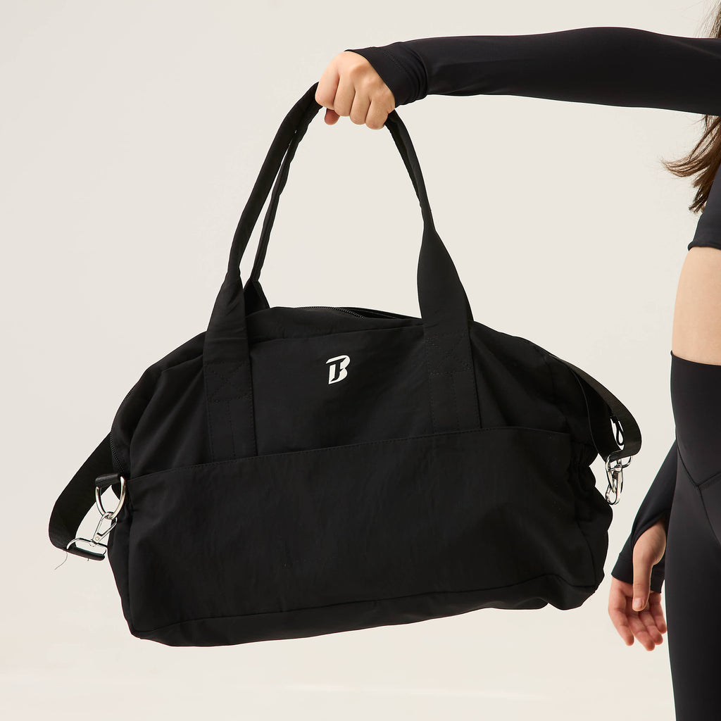 color:black