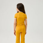 color:mustard