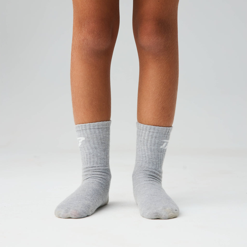 color:gray