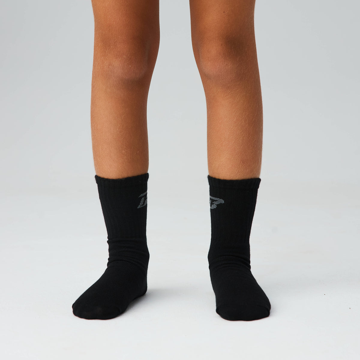 color:black