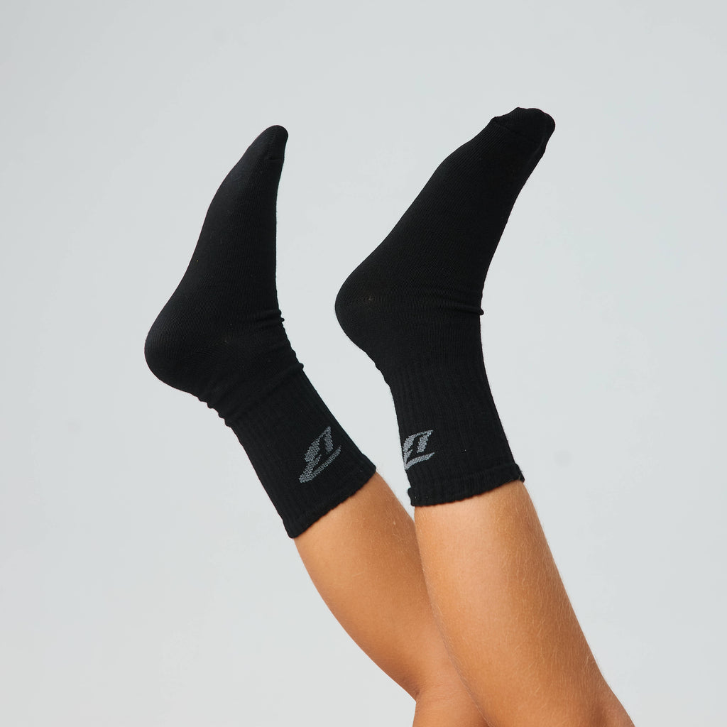 color:black
