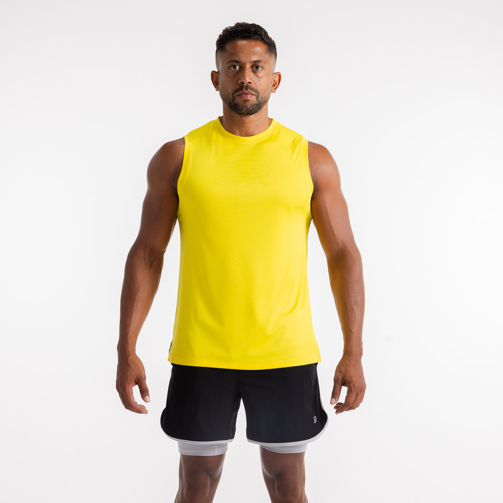 color:yellow