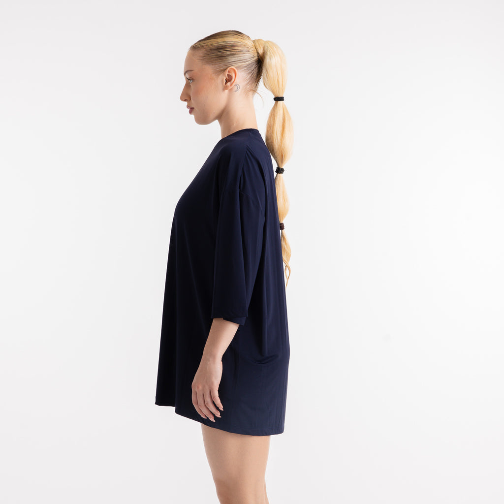 color:navy