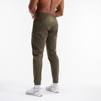 color:olive