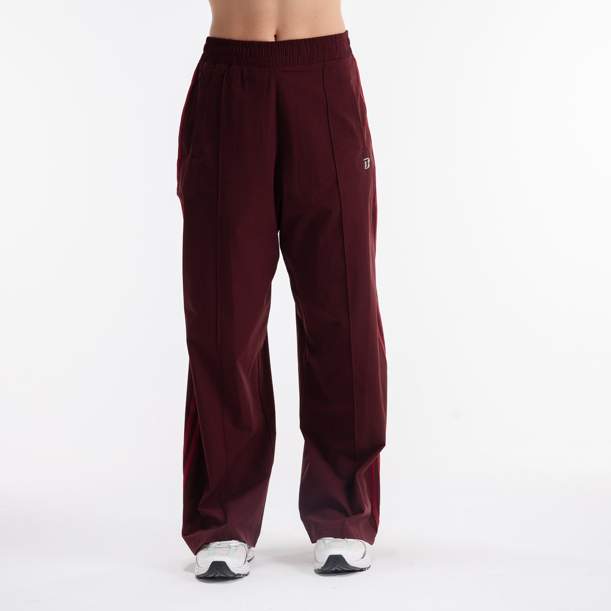 color:burgundy