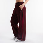 color:burgundy