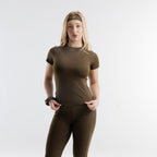 color:olive