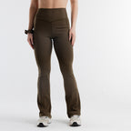 color:olive