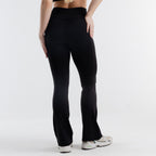 color:black