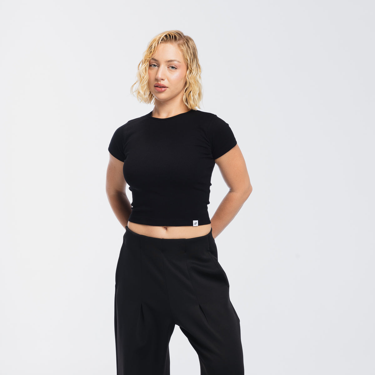 color:black