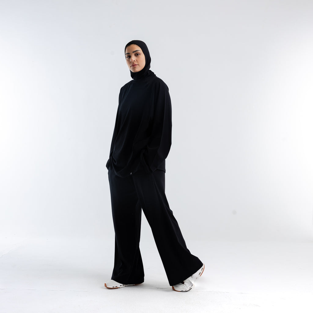 color:black