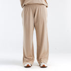 color:beige