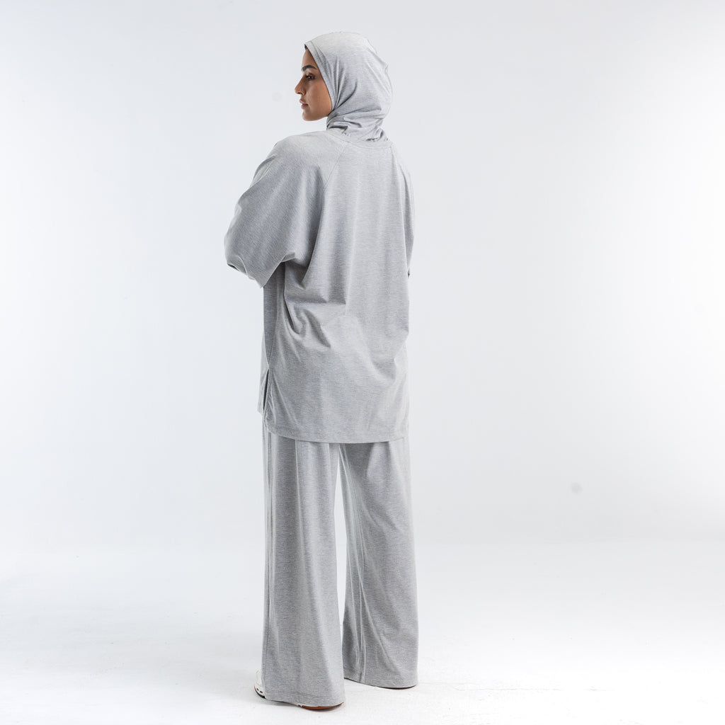 color:gray