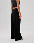 color:black