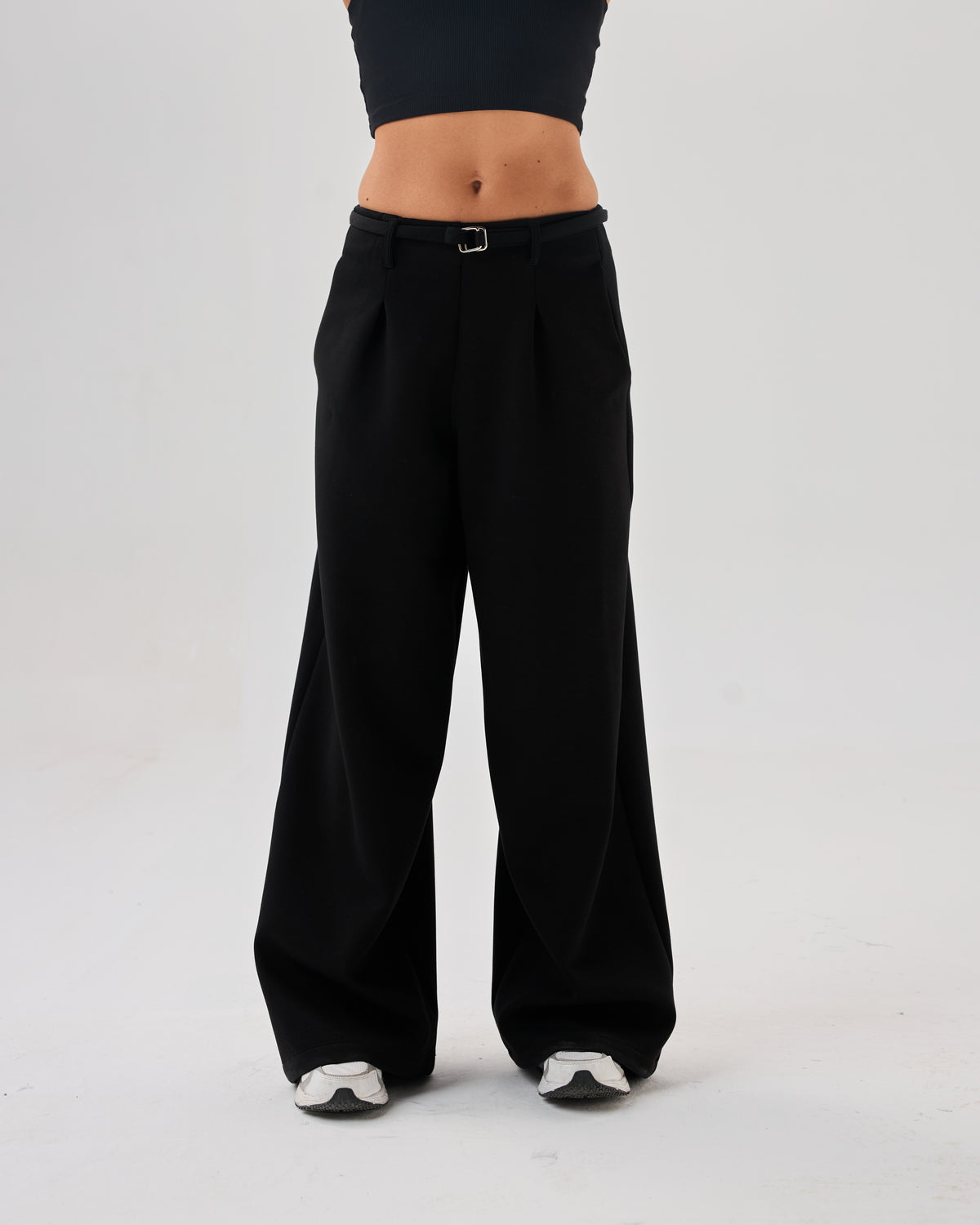 color:black