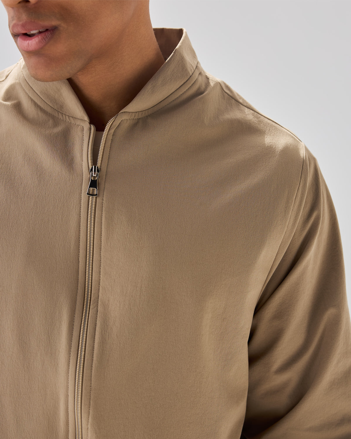 color:beige