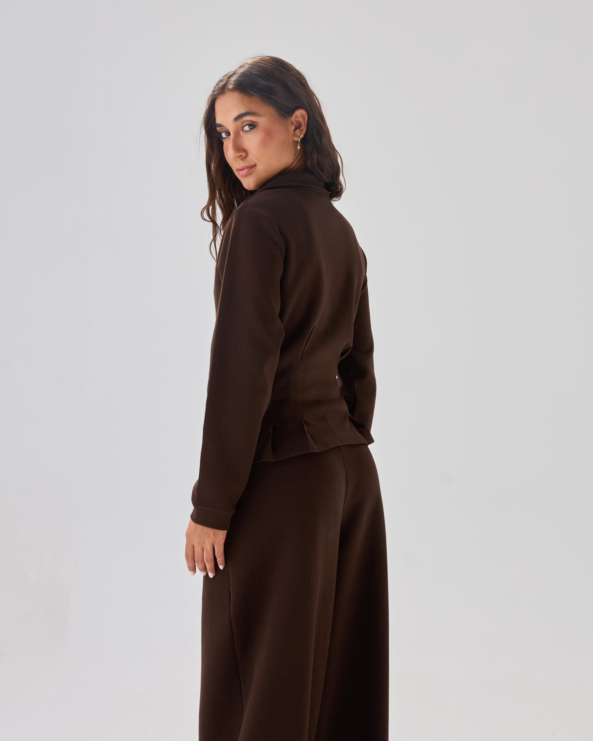 color:brown