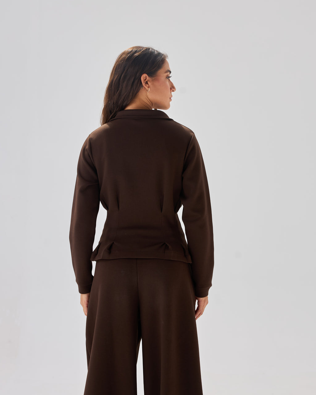 color:brown
