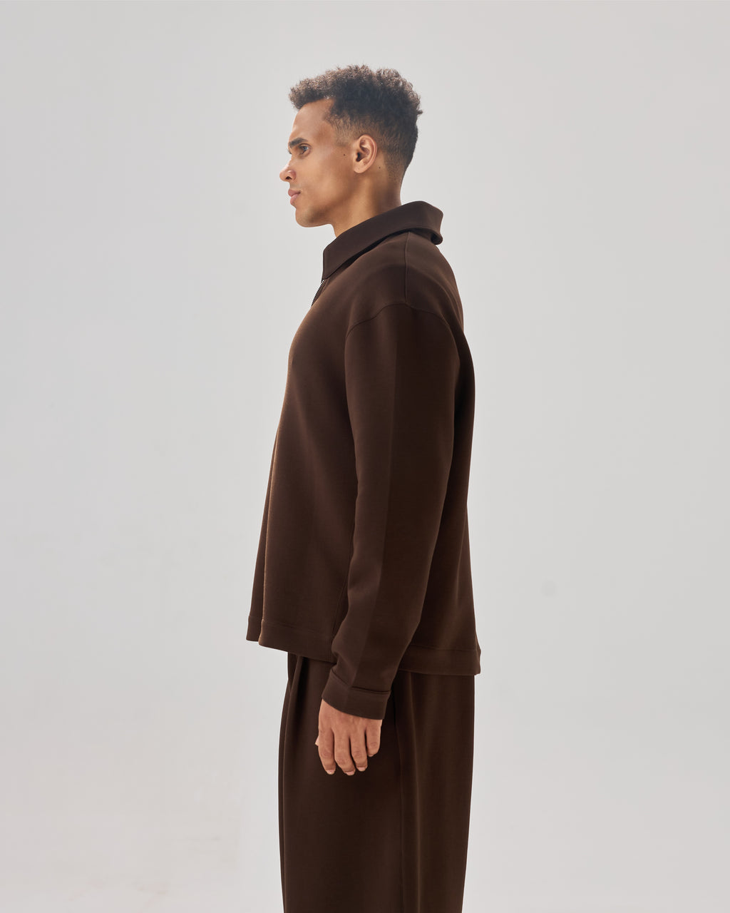 color:brown