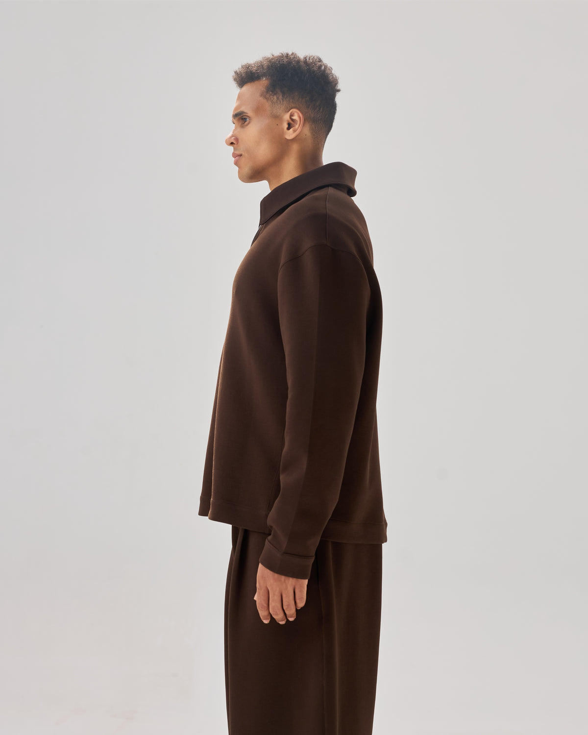 color:brown