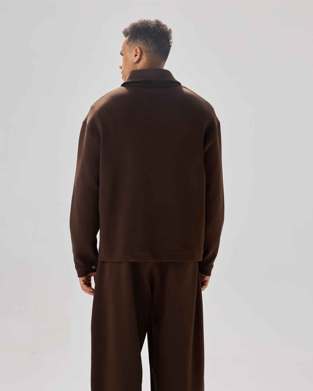 color:brown