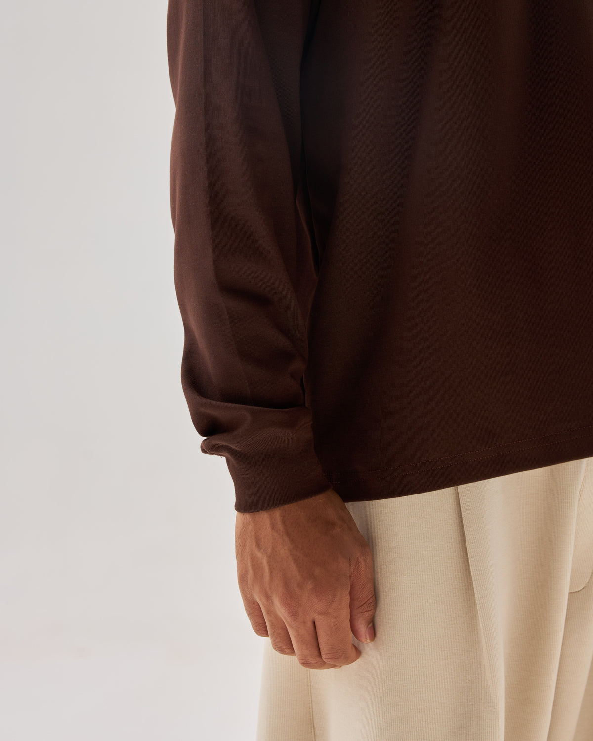 color:brown
