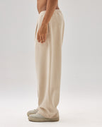 color:beige