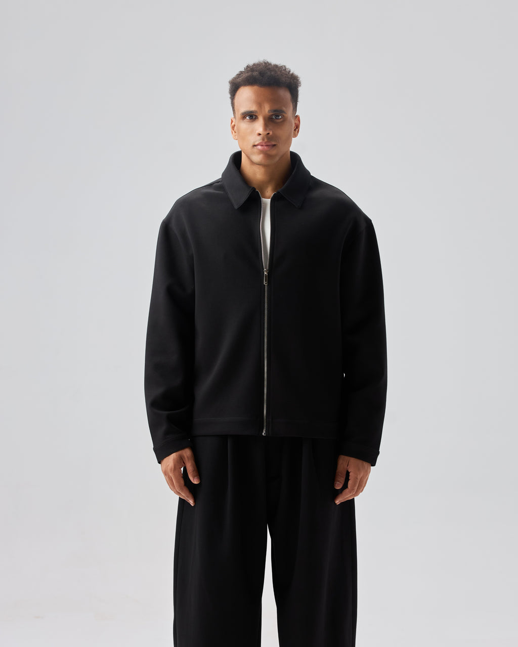 color:black
