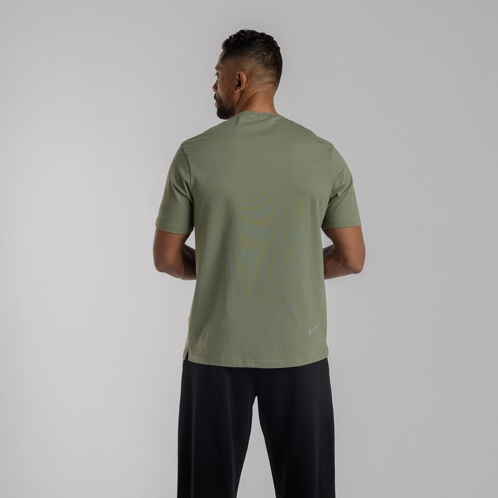 color:olive