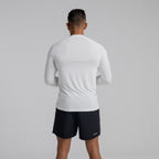 color:white