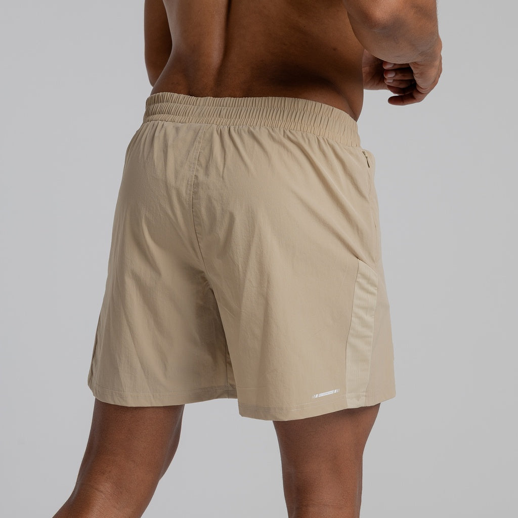color:beige