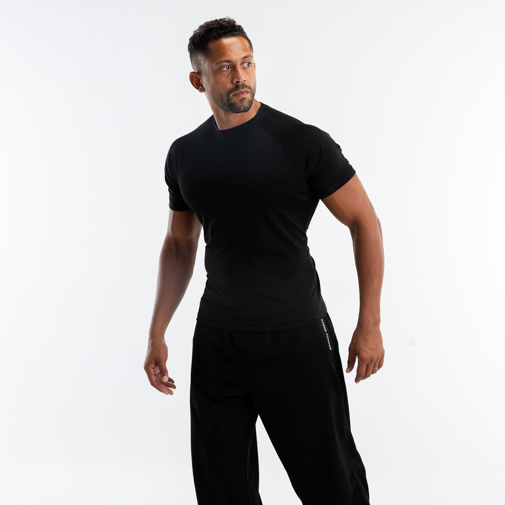 color:black
