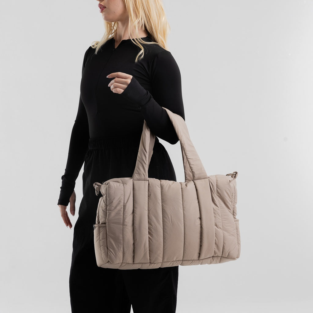 color:beige