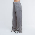 color:gray