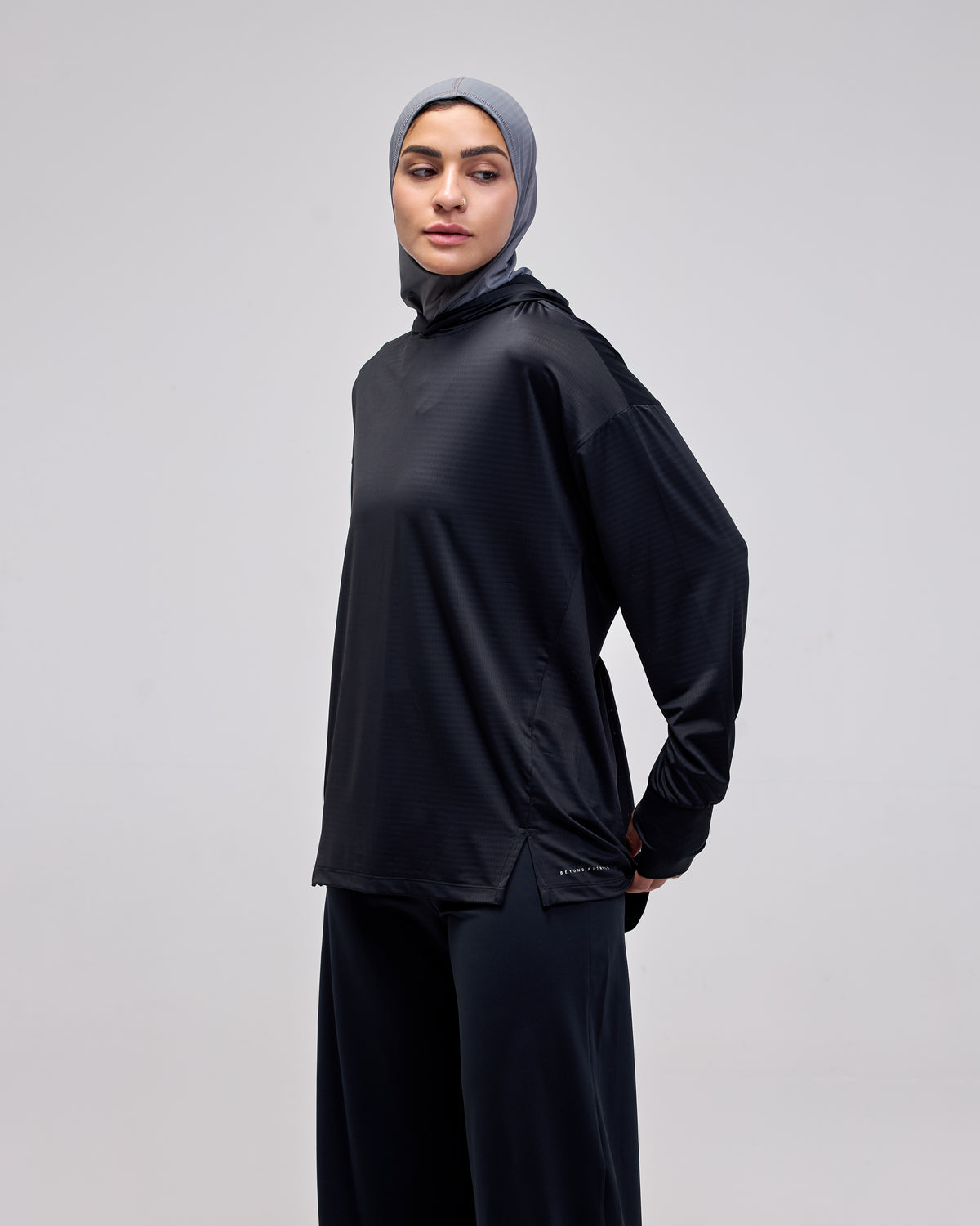 color:black