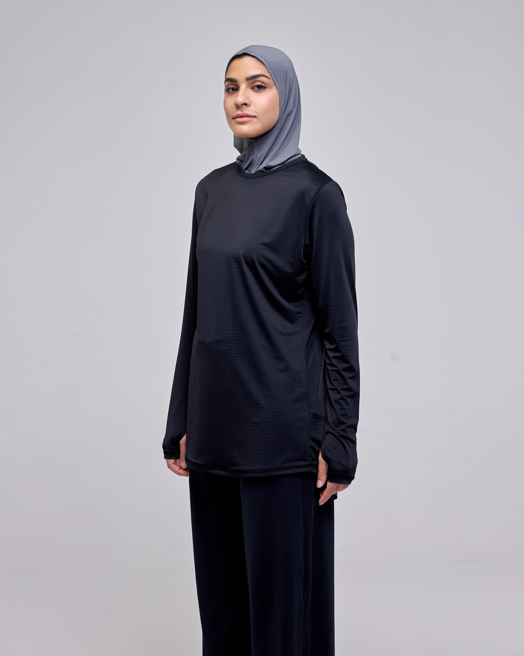 color:black