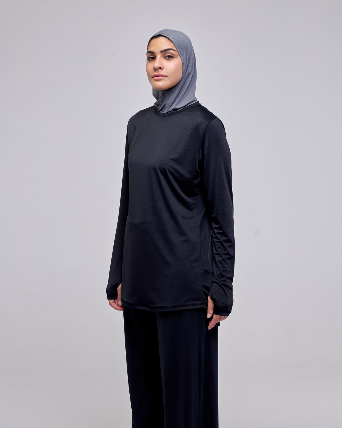 color:black