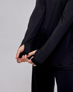 color:black