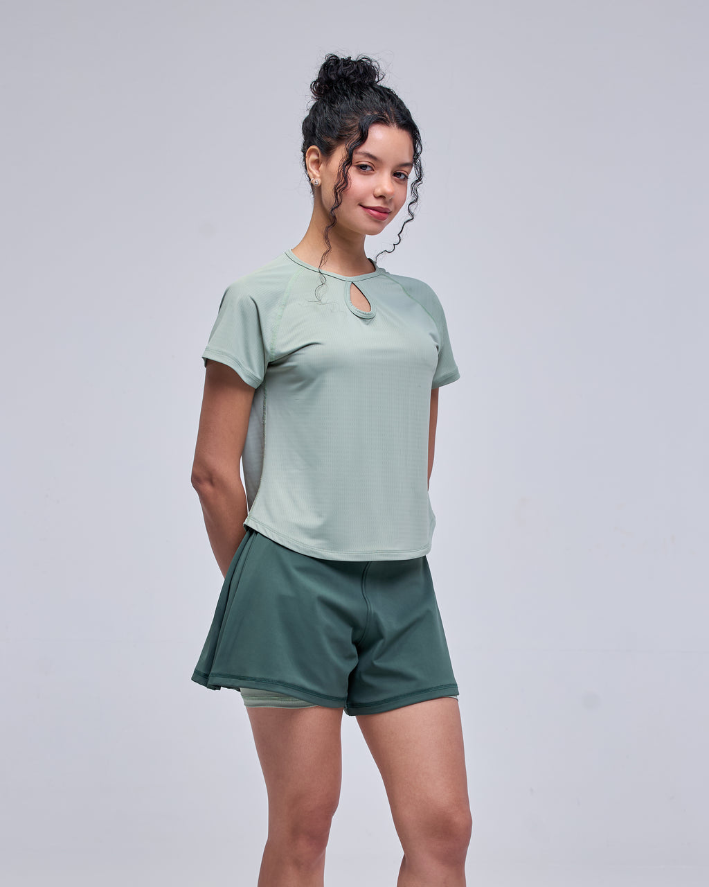 color:pistachio