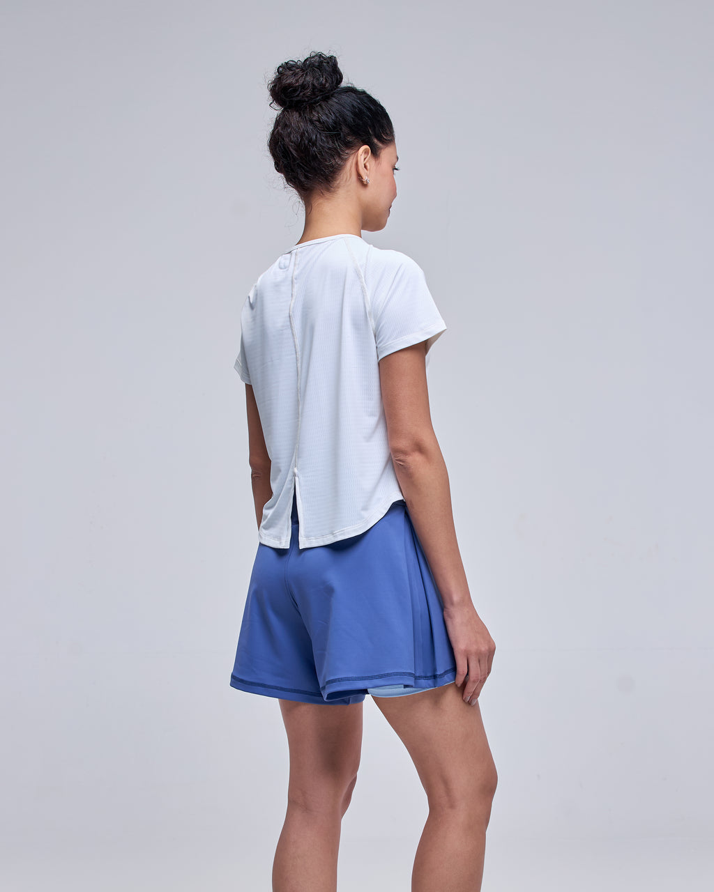 color:off-white