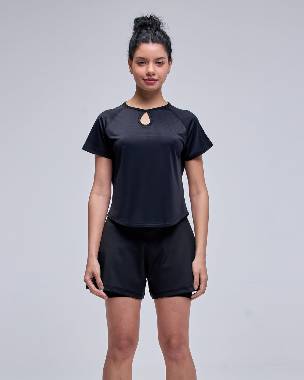 color:black