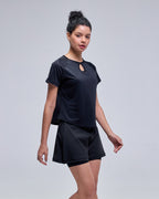 color:black