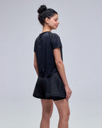 color:black