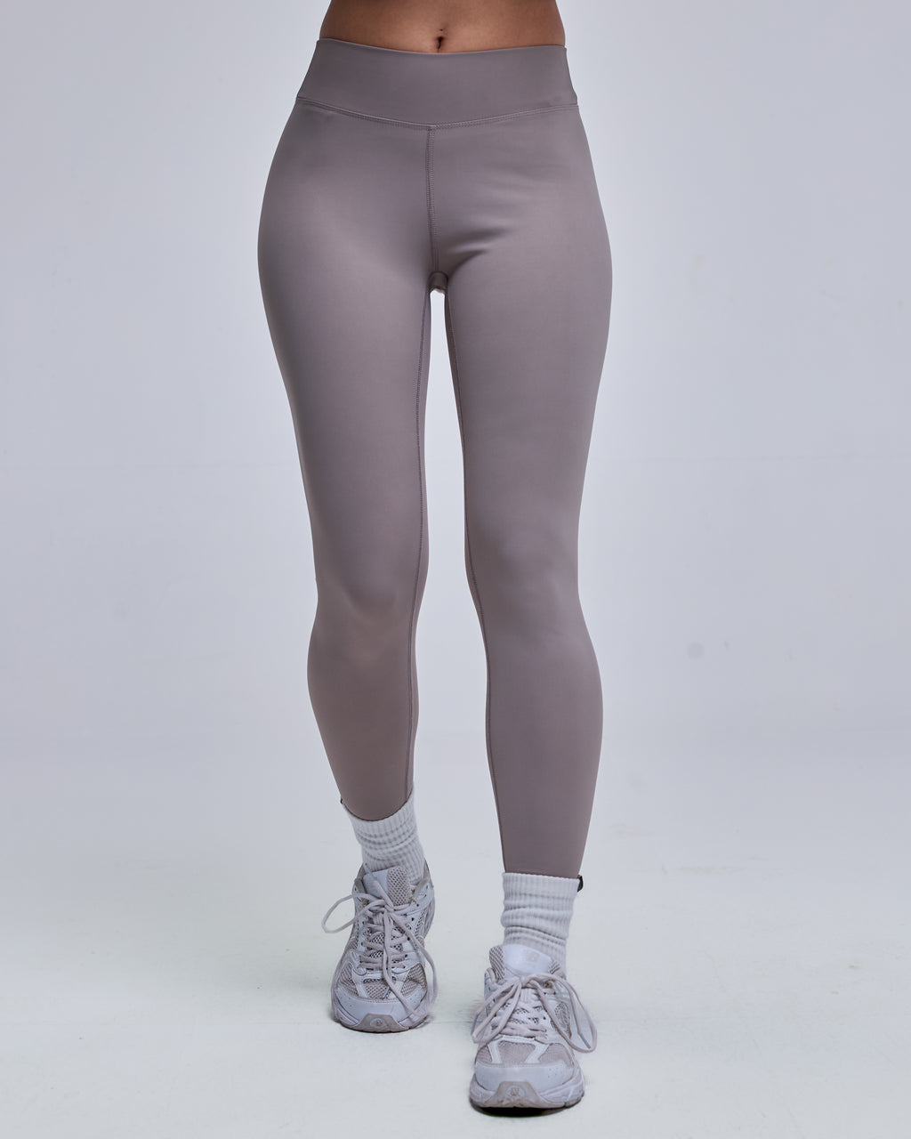 color:beige