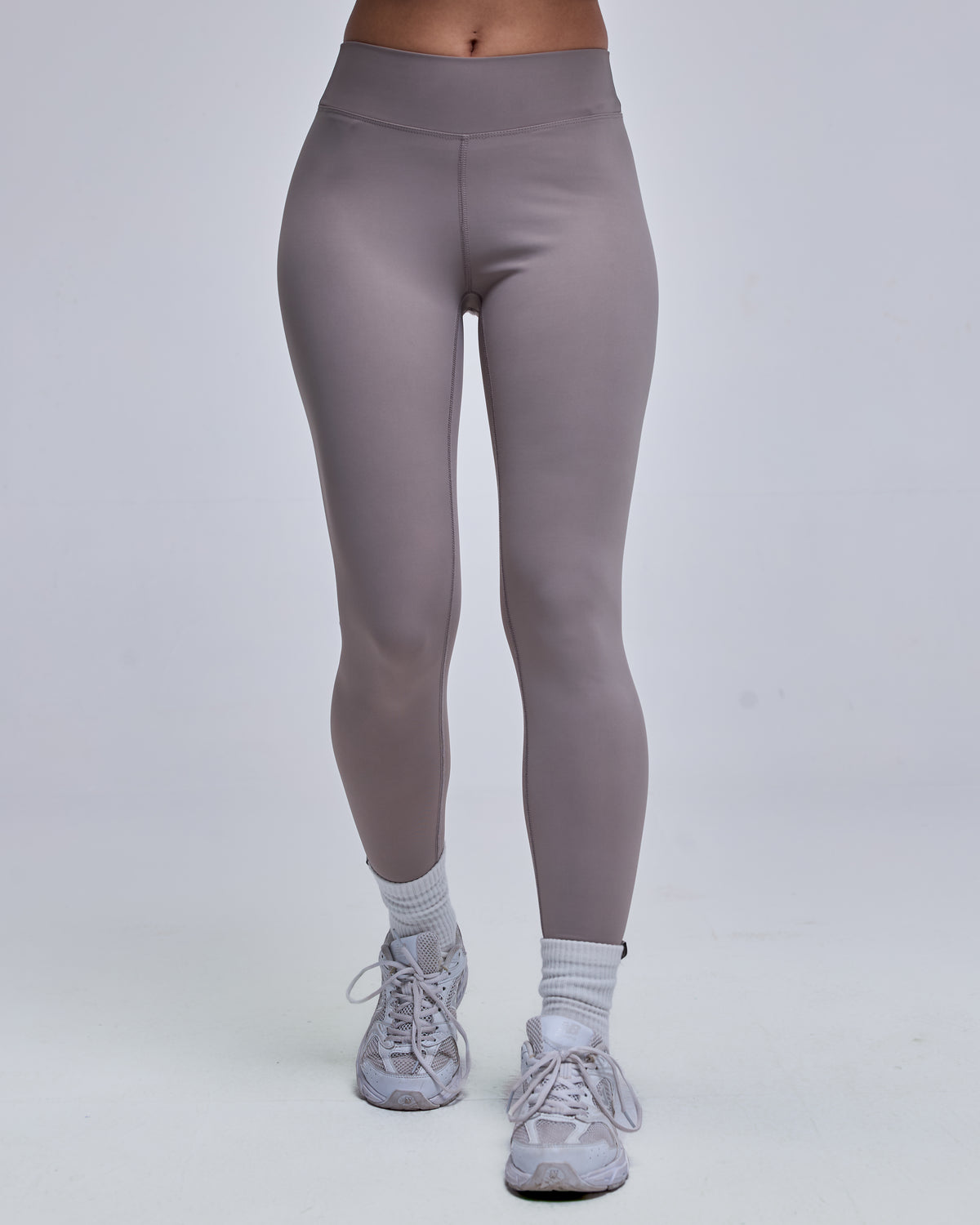 color:beige