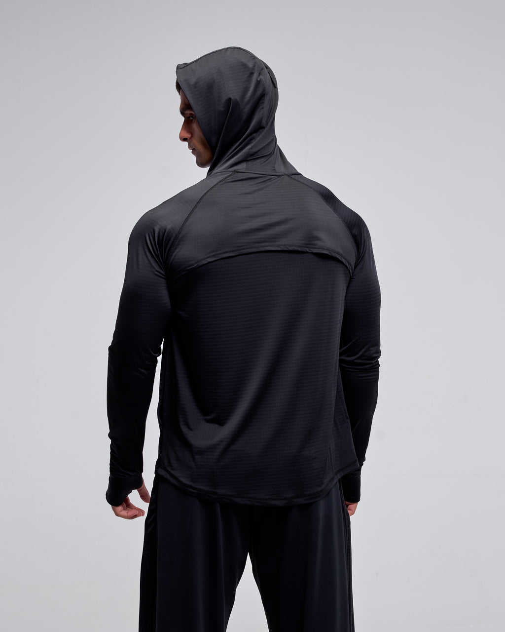 color:black