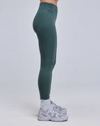 color:olive