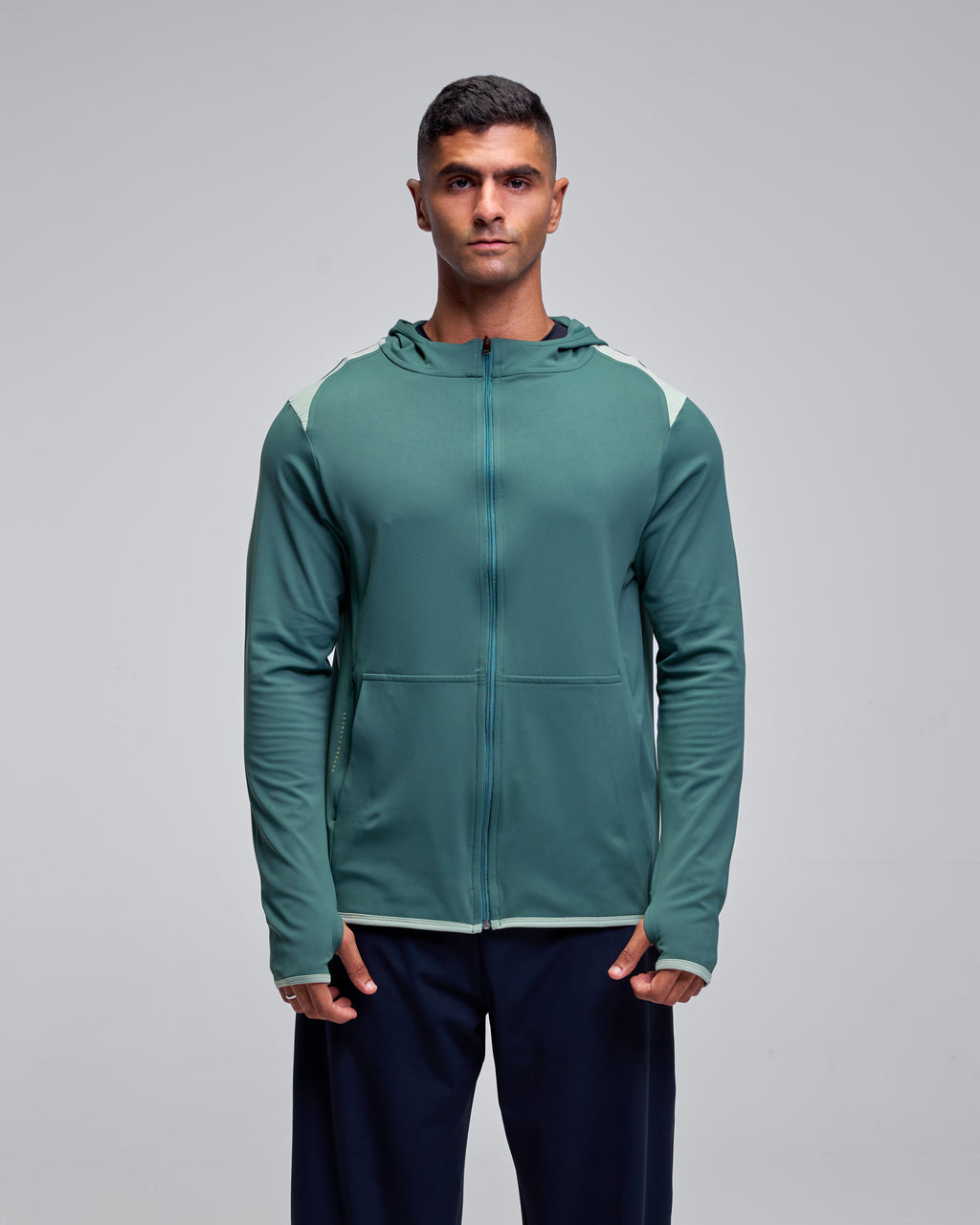 color:olive