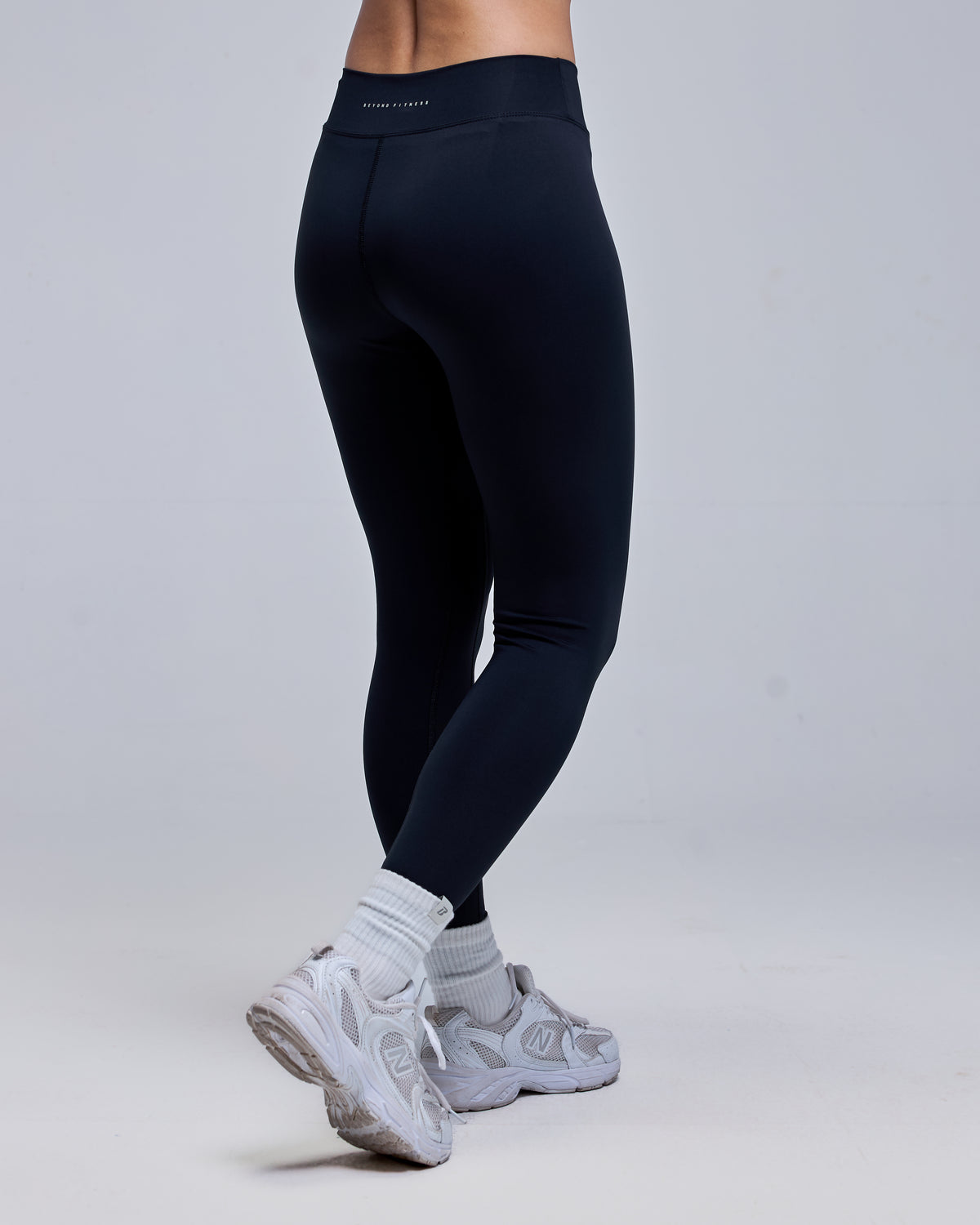 color:black